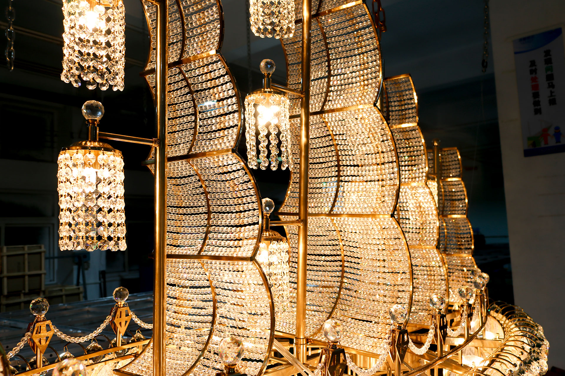 Marriott Hotel,Bespoke lighting,ballroom chandelier