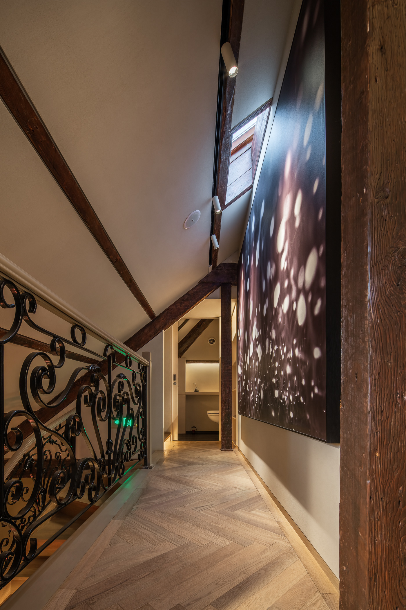 Villa bespoke lighting
