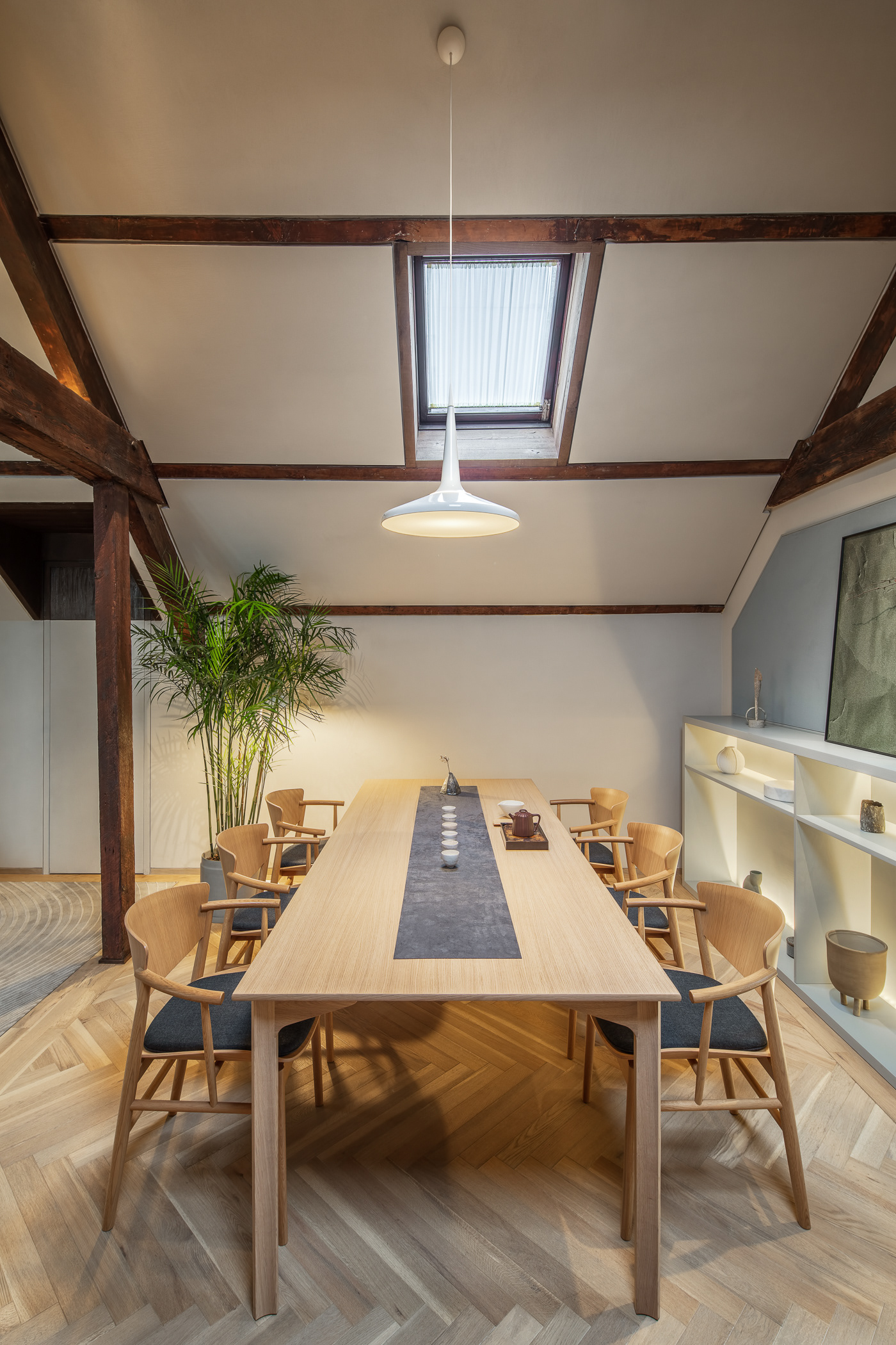 Villa bespoke lighting