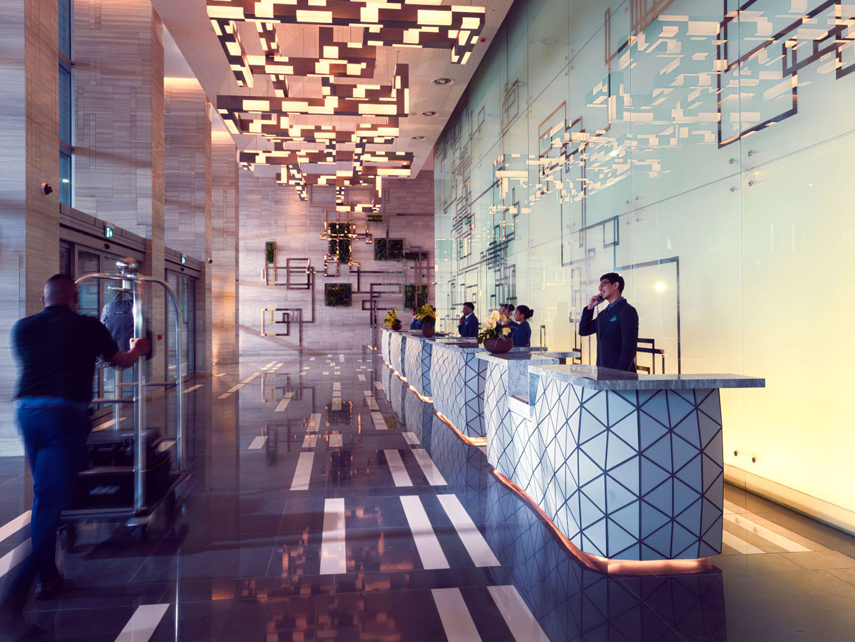 bespoke chandelier lighting,hospitality lighting,custom made