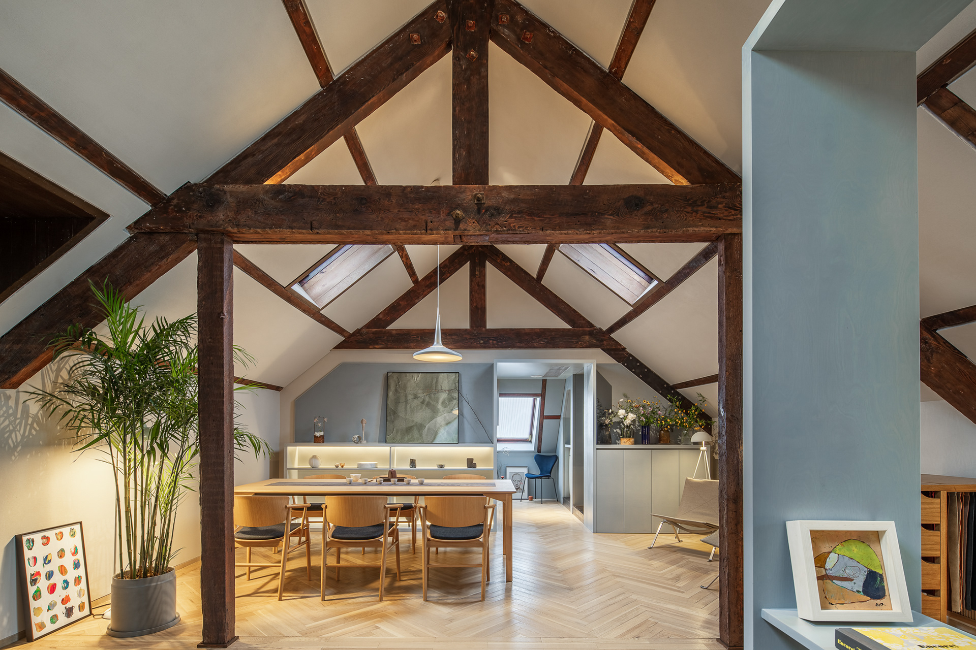 Villa bespoke lighting
