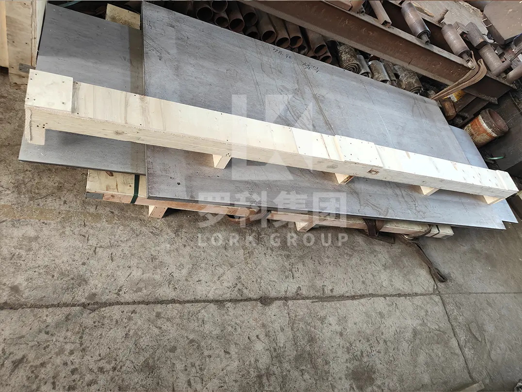 MP35N cobalt alloy rods packed in wooden cases and shipped to the United States