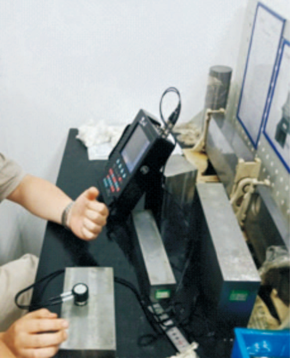 Portable UT Tester for High-Voltage Insulators