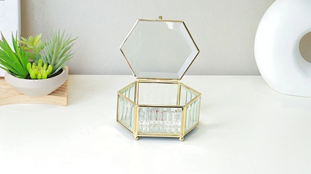 Hexagonal Glass Jewelry Box Wholesale 5
