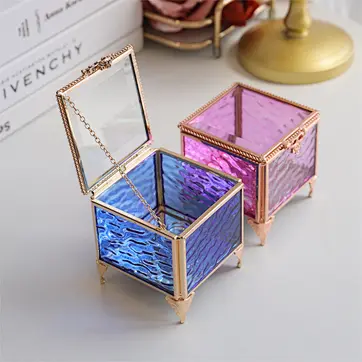 vintage blue jewelry box_4