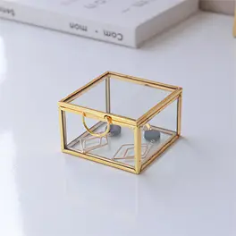 Витрина для ювелирных изделий из латуни и стекла 5
