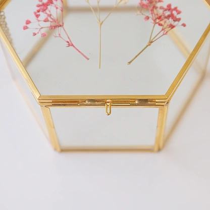 Dried Flower Glass Jewelry Box Display For Jewelry Brands 4