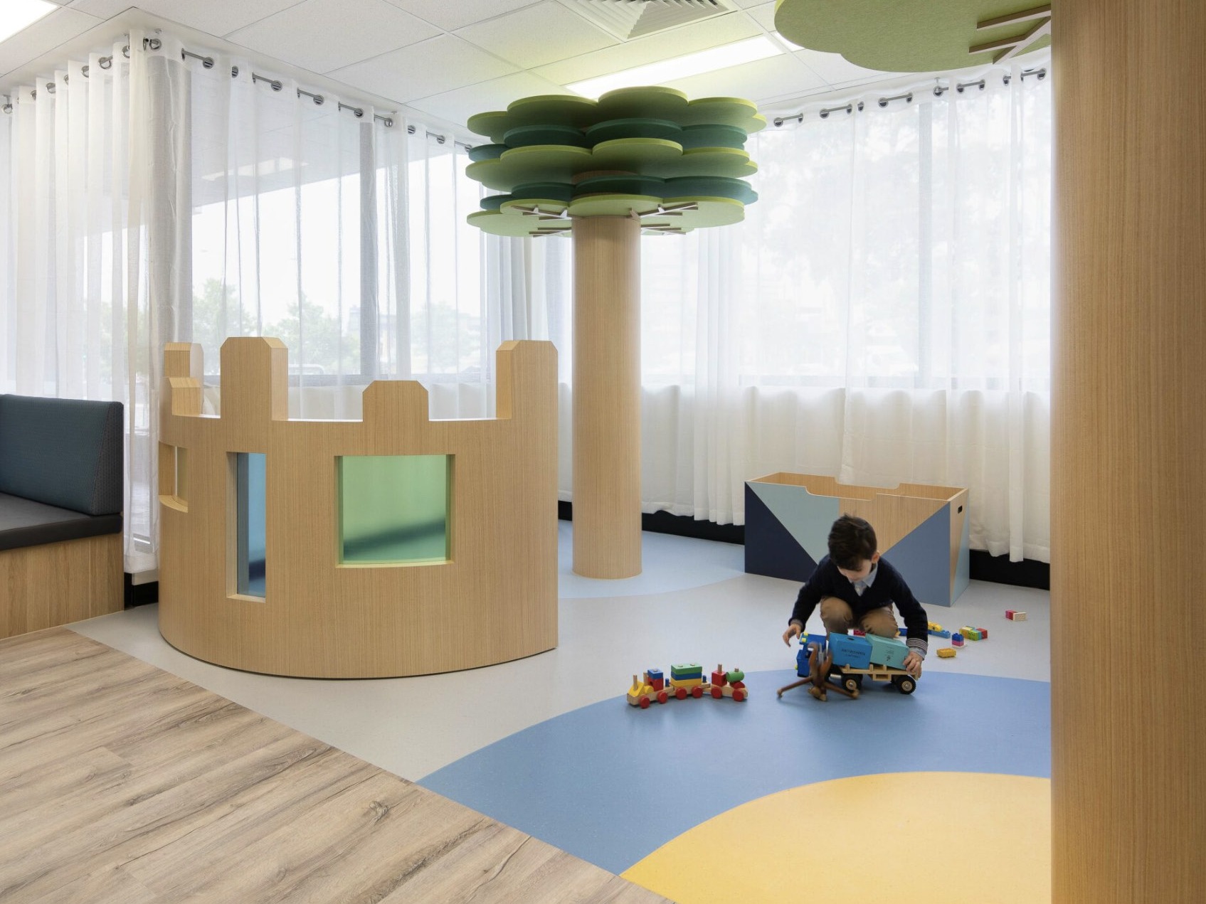 Our factory supplies best rubber sport flooring,environmental friendly for early childhood facilities.