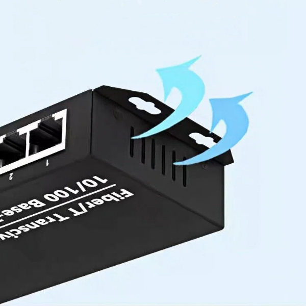 we are the supplier of high-performance 100mbps 2 fiber 4 copper transceivers.