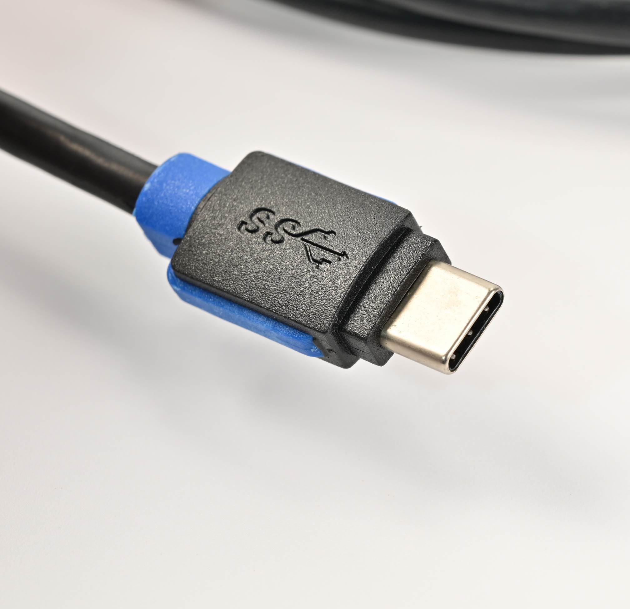 TYPE-C TO BNC+RCA+USB Cable