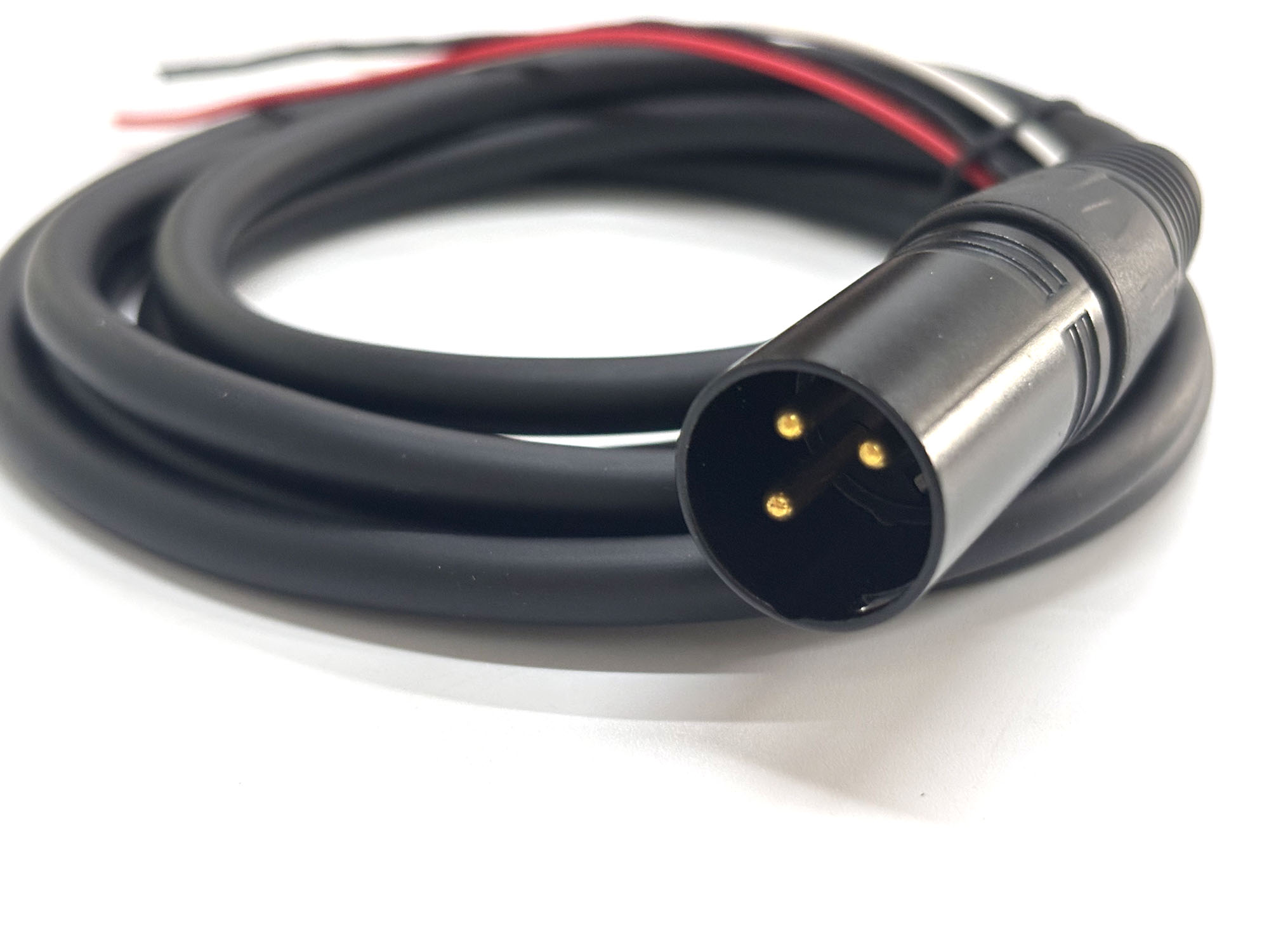 XLR