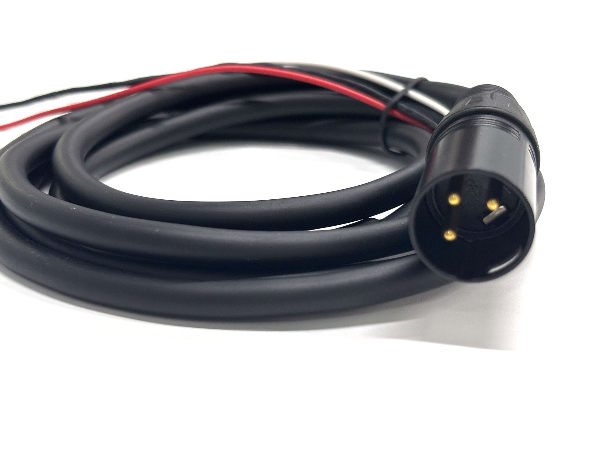 XLR