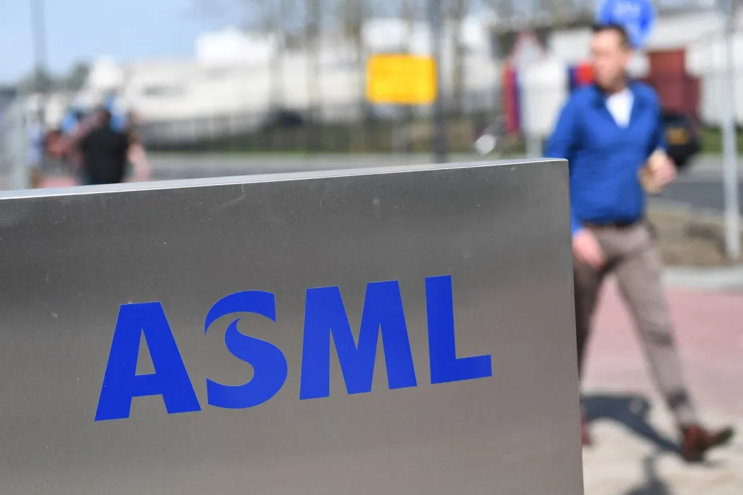 ASML Announces 1,700 Layoffs, Targeting Management Ranks