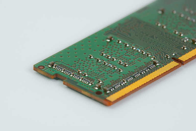 Samsung Extends DDR4 Memory Production to 2026