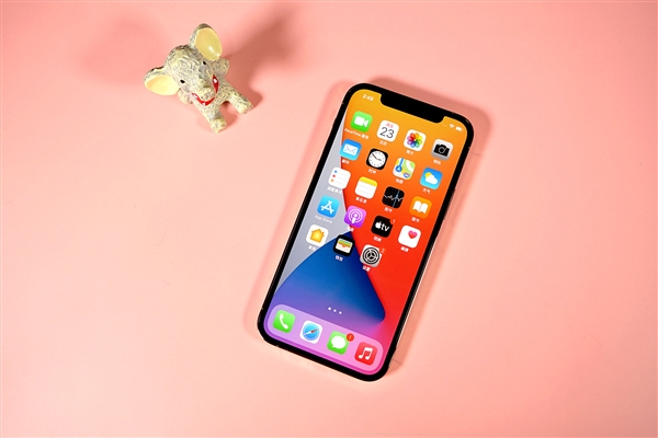 LGD and SDC Compete for iPhone 16 OLED Orders