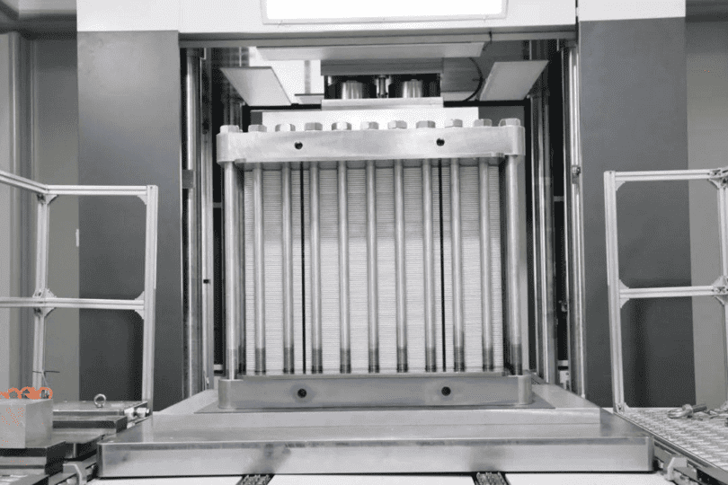High yield hydrogen generator PEM electrolyzer