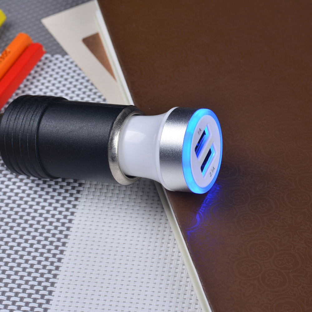 12W Smart USB-C Car Charger