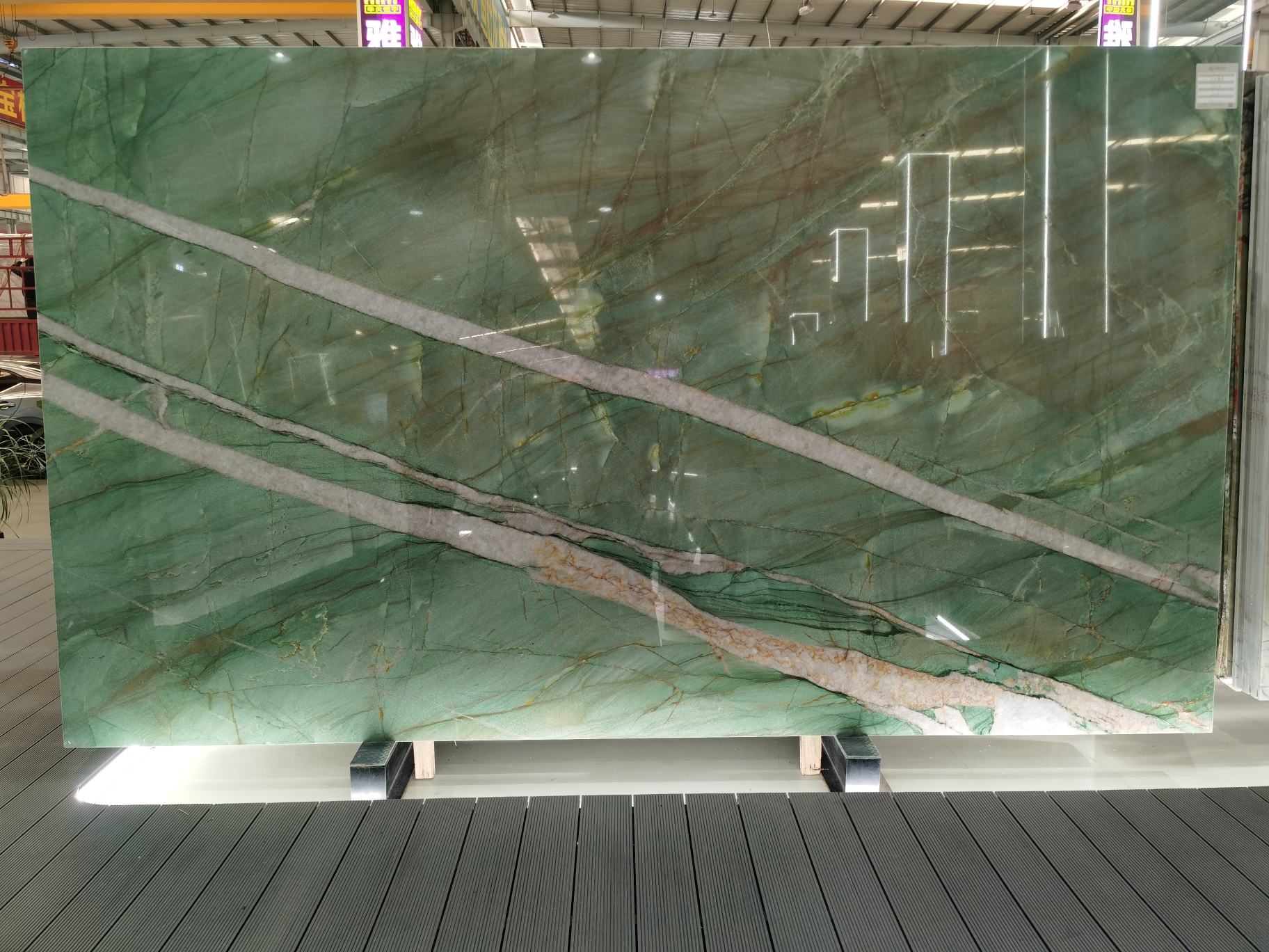 botanic green,botanic green quartzite,patagonia green,royal green quartzite