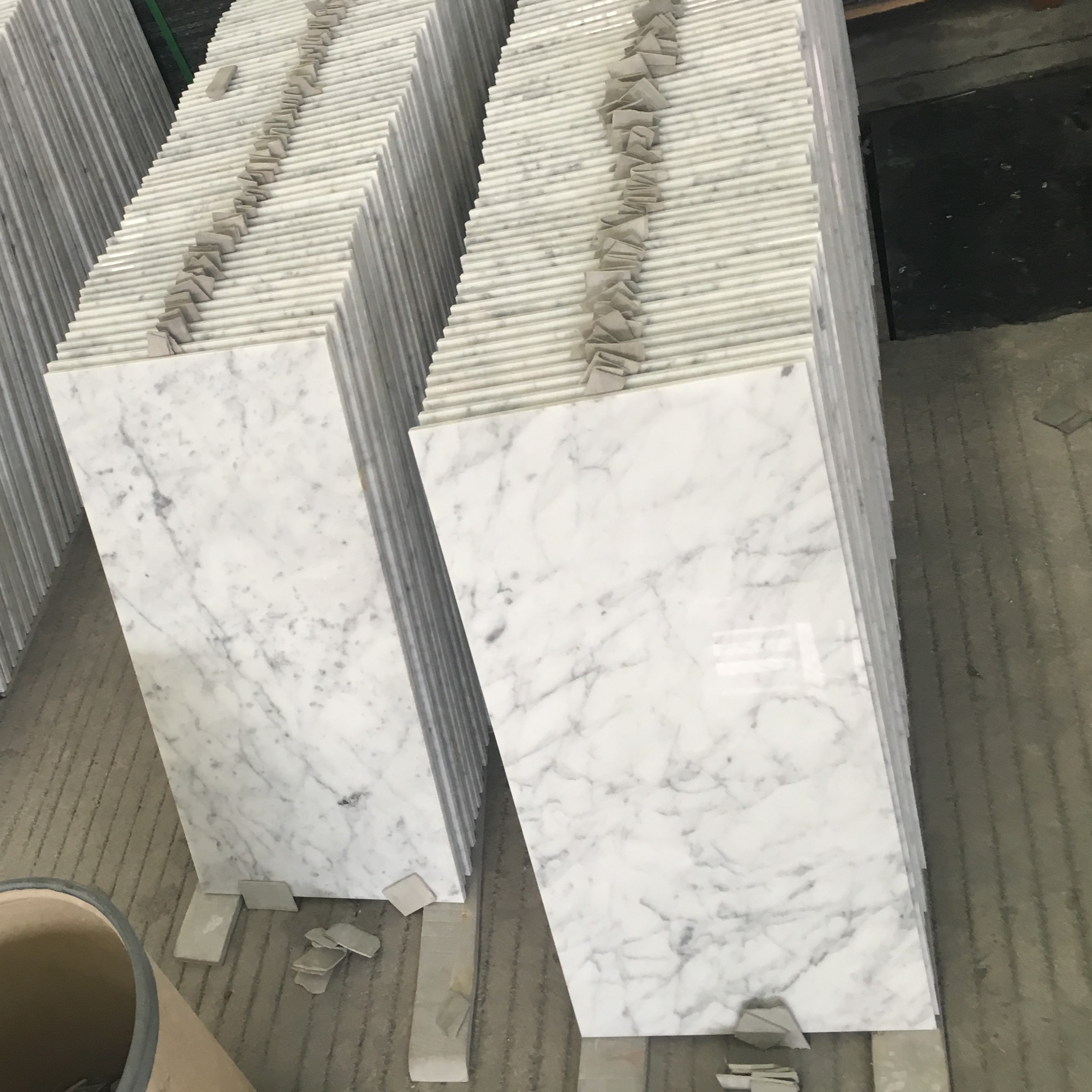 white carrara marble subway tile kitchen