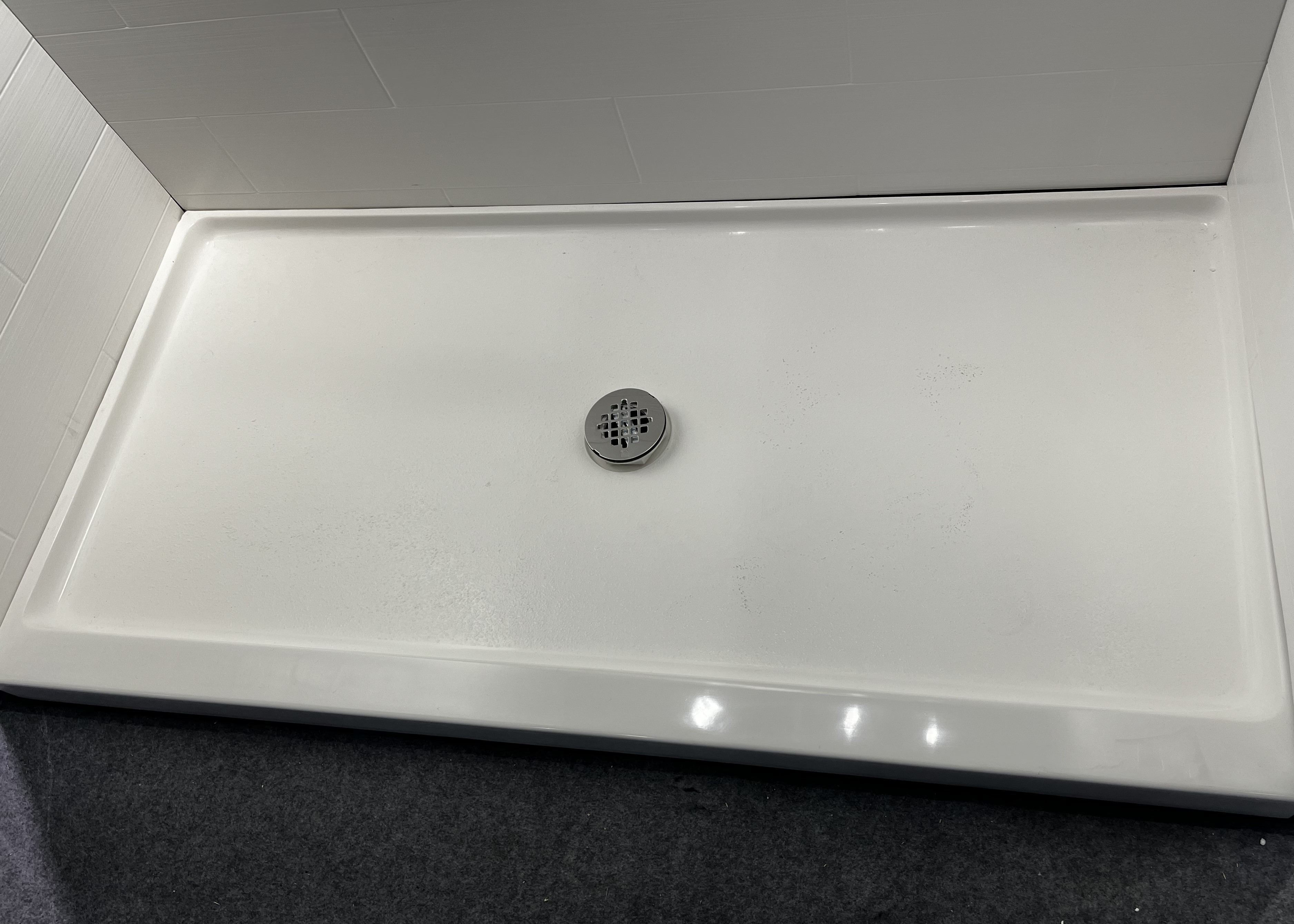 shower pan with corner bench