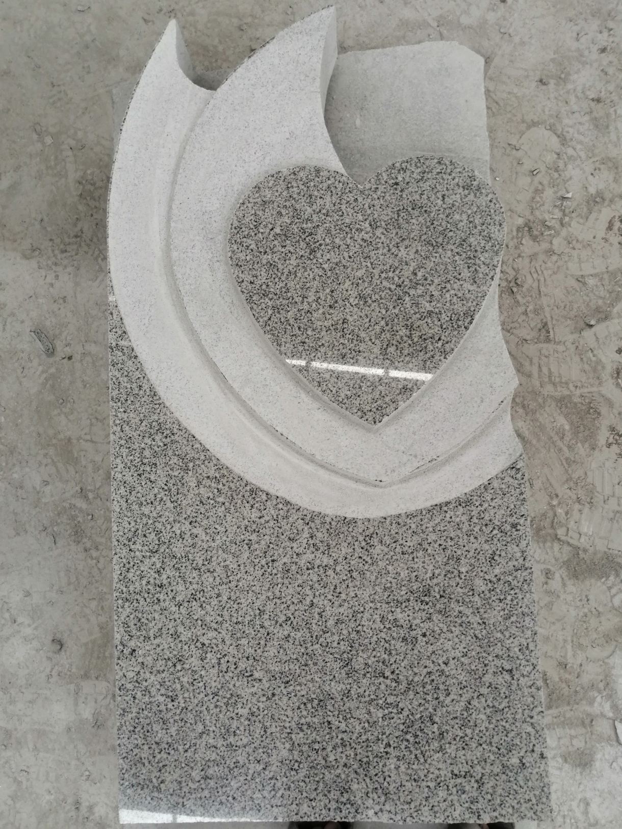 Custom Heart Shape Granite Monument, grey granite headstones,granite monument,granite headstones,heart shape granite monument
