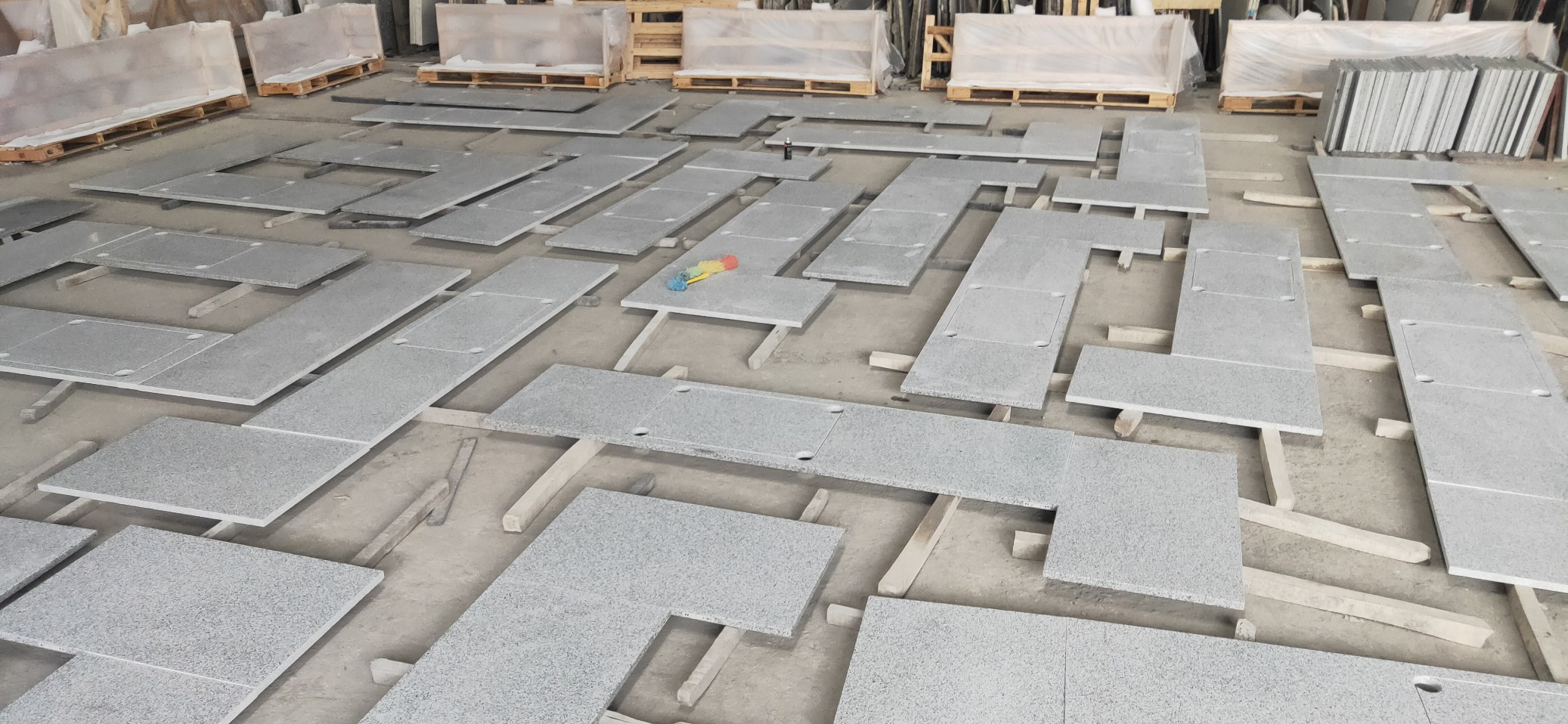 As leading granite countertop suppliers and wholesalers, we offer top-quality G603 granite.