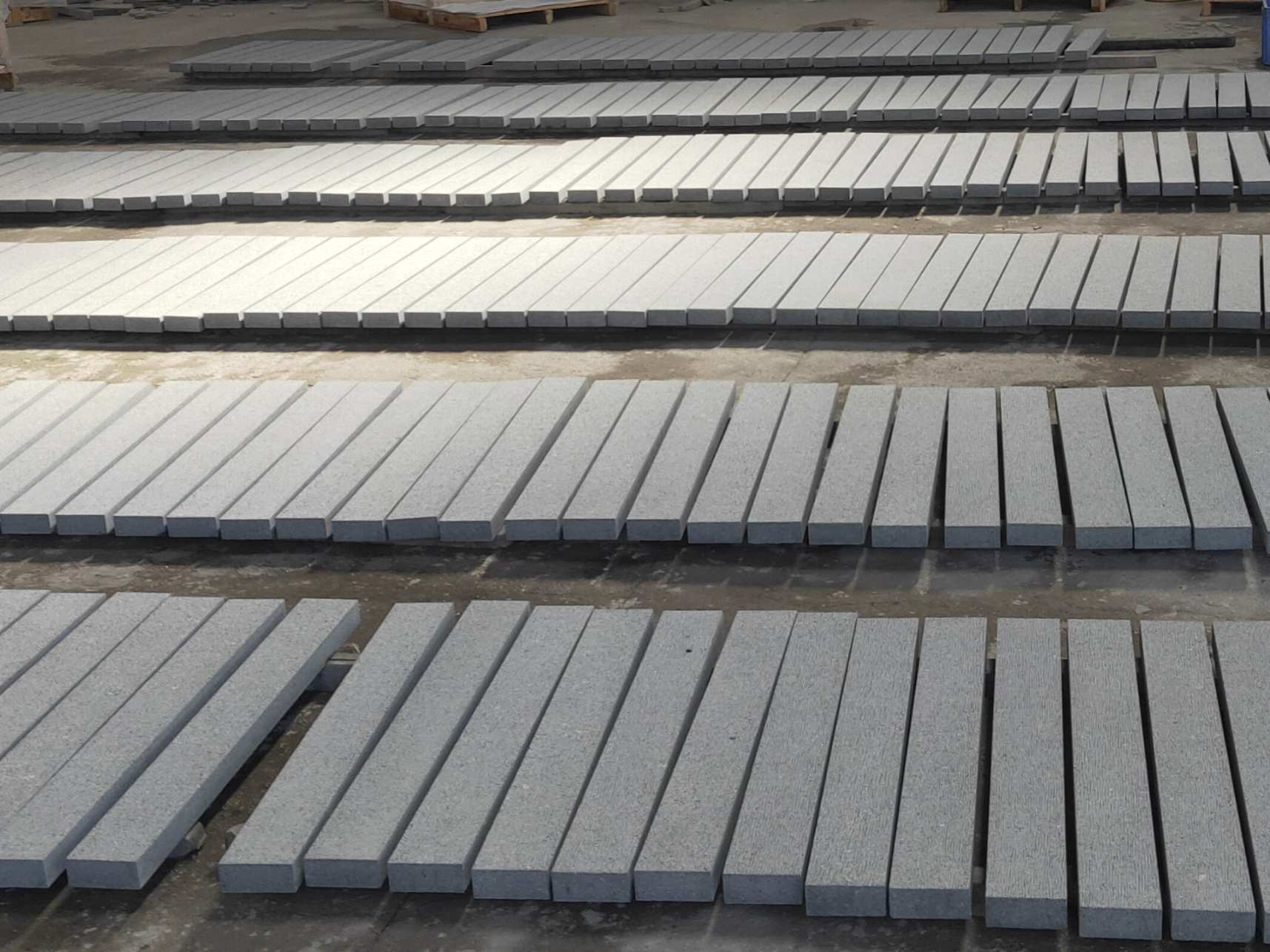granite kerbs,granite curb stones,granite road kerbs