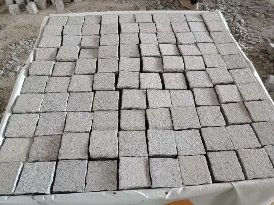 natural split granite,granite cobble stone,Natural Split Yellow Granite Cobble Stone ,black granite cobbles