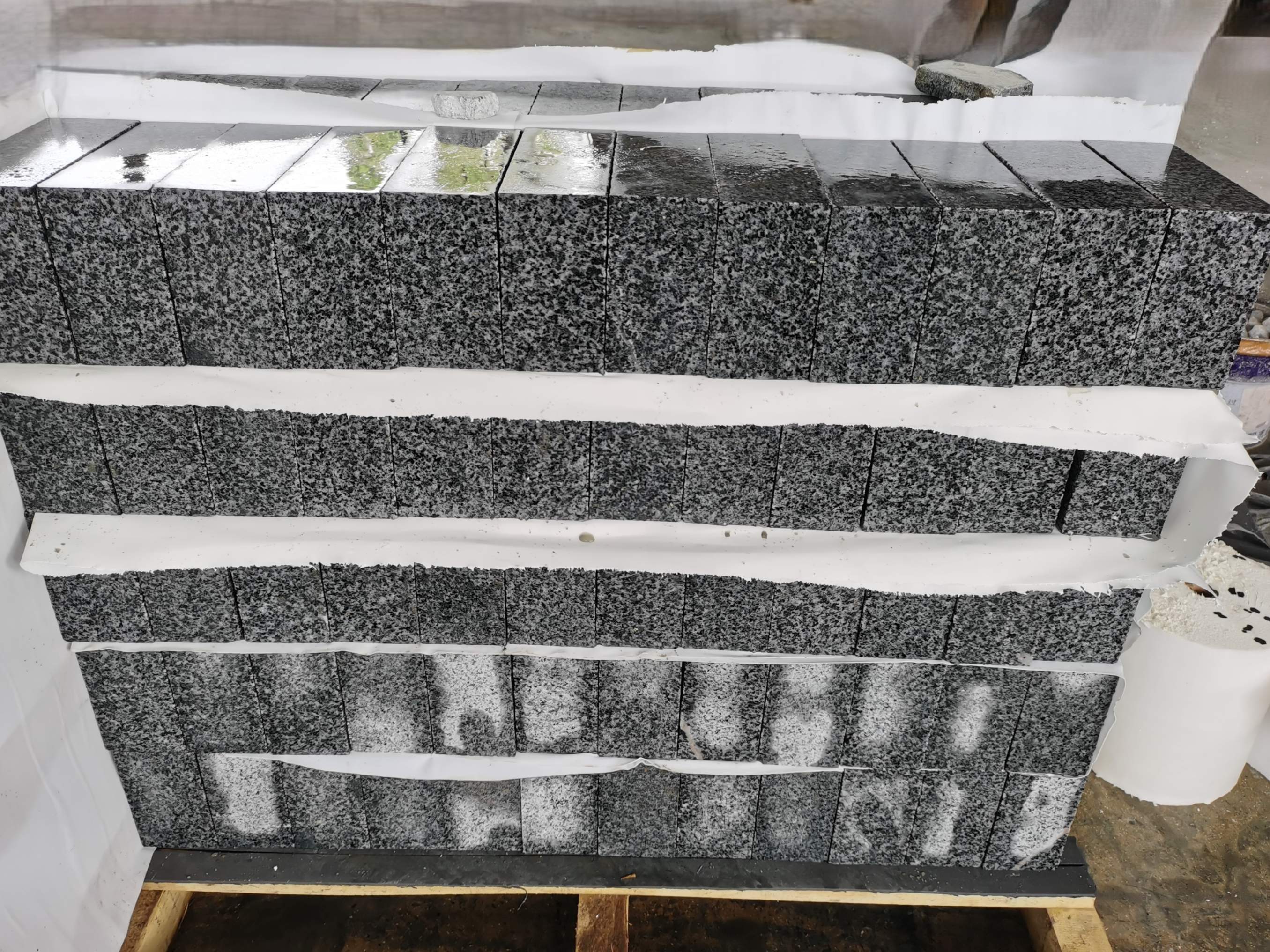 granite 654