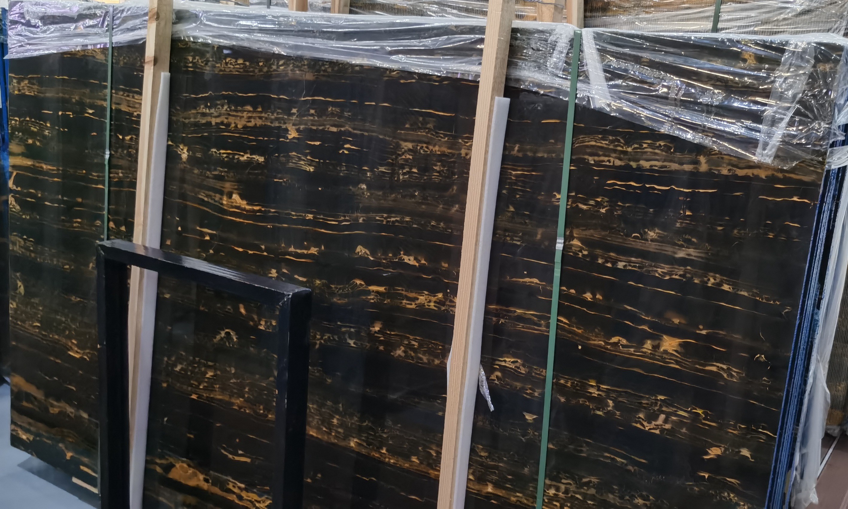 portoro gold marble