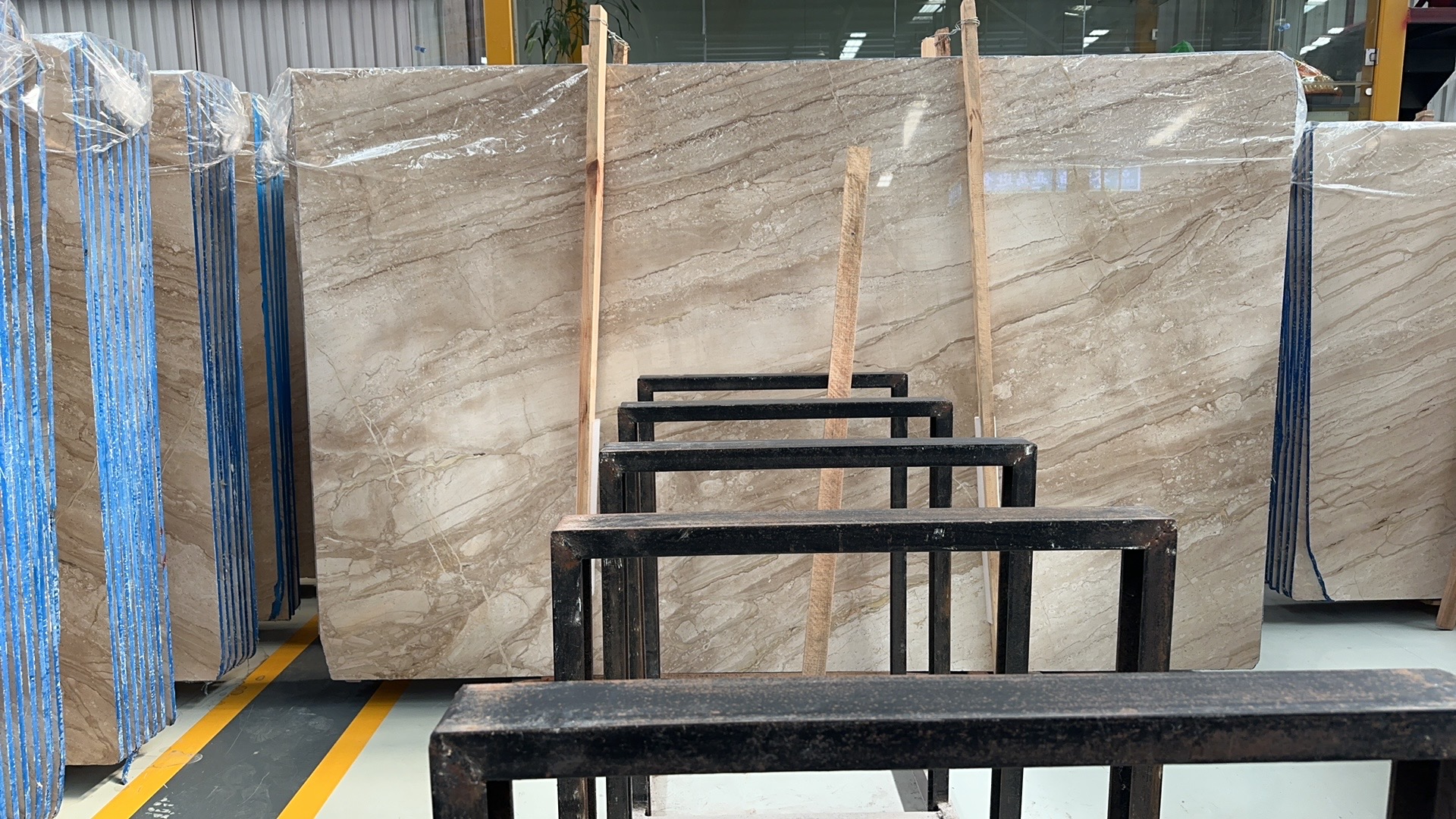 daino reale marble slab
