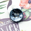 shiny buttons