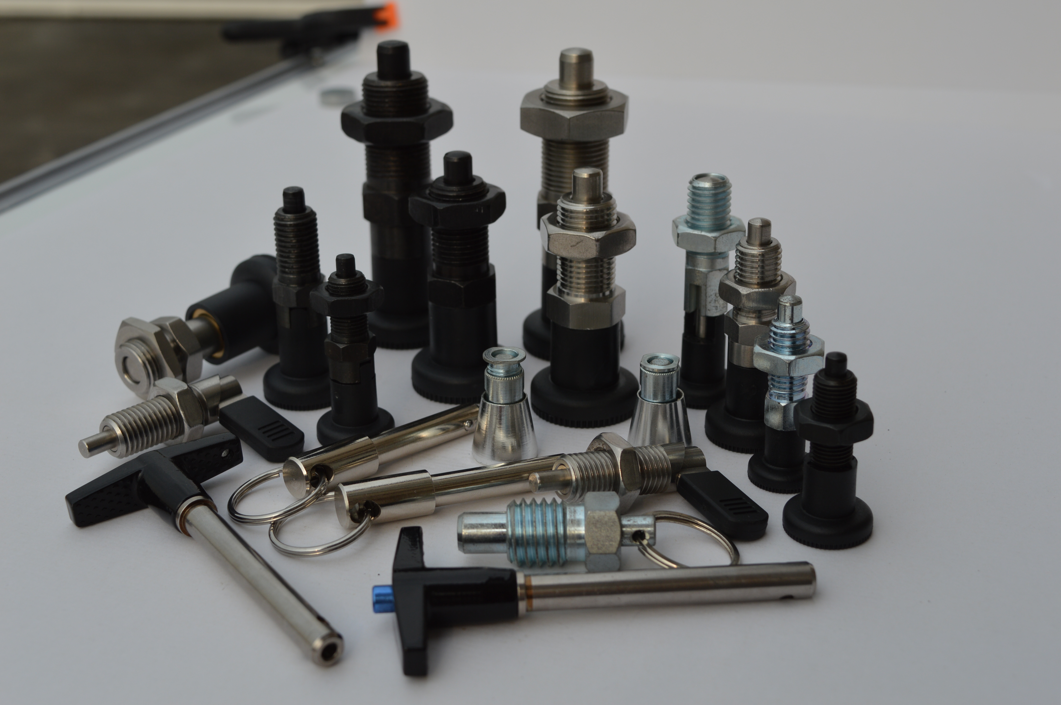 What Is High Carbon Steel ?High carbon steel (0.6%-1.5% carbon) ensures durability for indexing plungers, ideal for precision industrial applications. Discover wear-resistant solutions today!