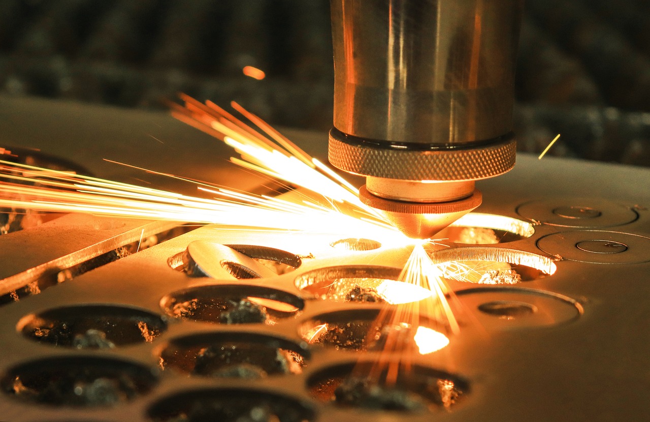 Learn how to cut metal with precision using advanced CNC parts. Discover efficient techniques for high-quality metal cutting and machining.