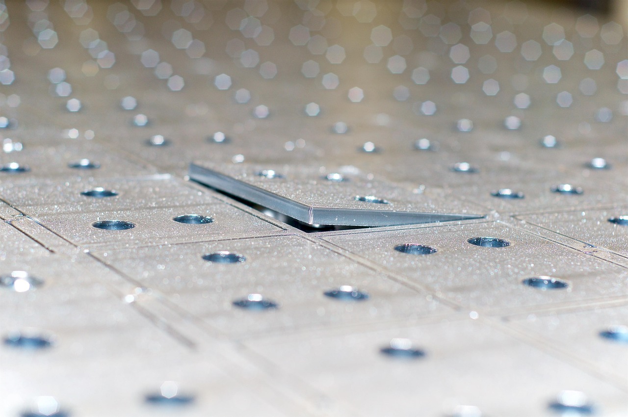 Learn how to cut stainless steel effectively using the right tools. Discover tips for precision machining and explore the role of an indexing plunger.