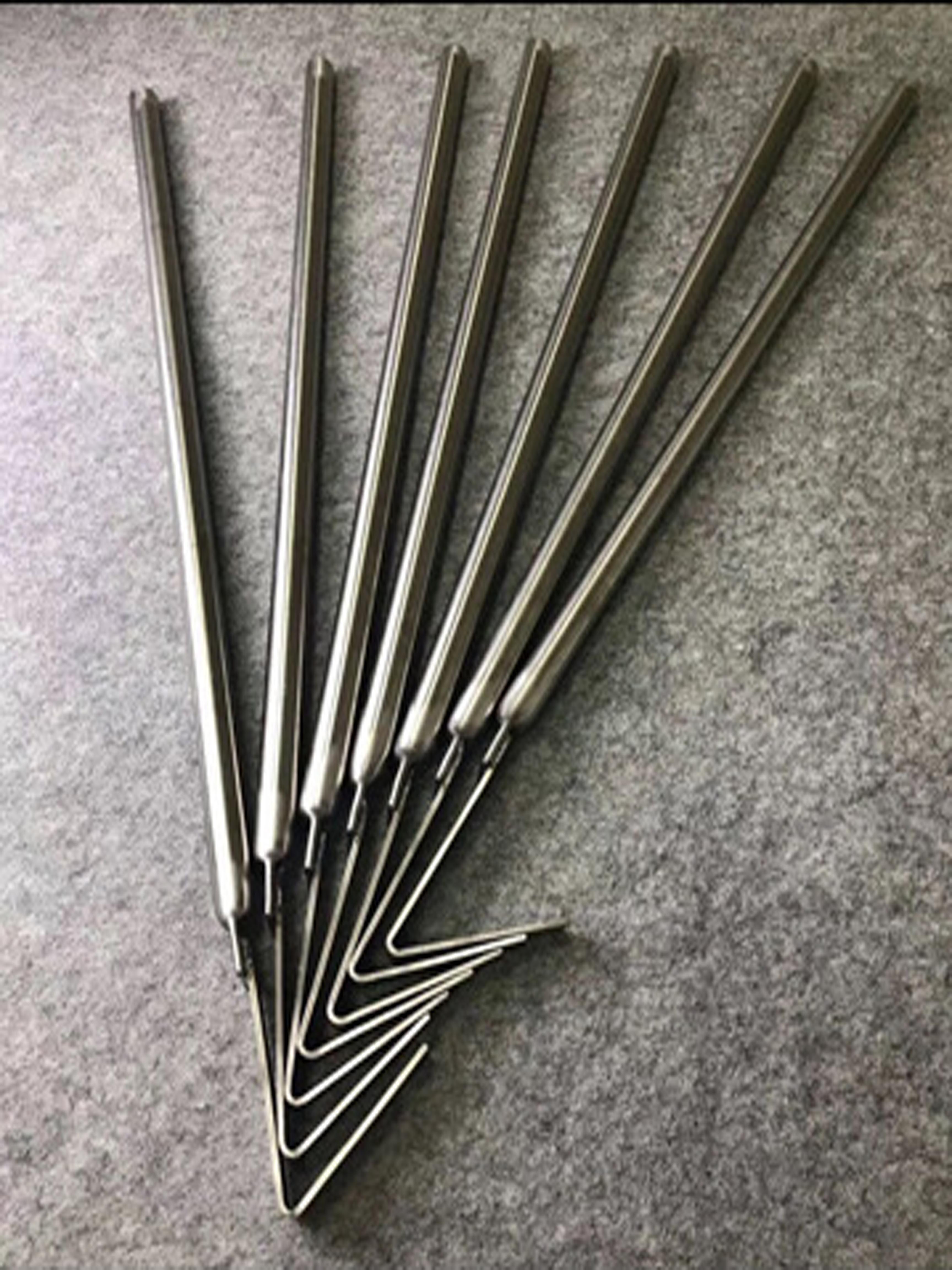 Titanium hook conductive rod