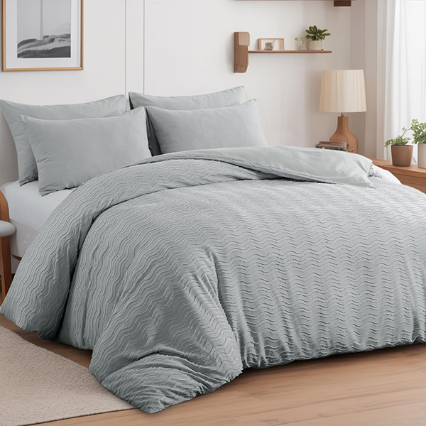 Polyester Cutwork Duvet Cover Set