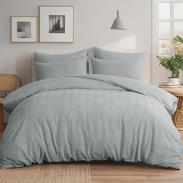 Polyester Cutwork Duvet Cover Set