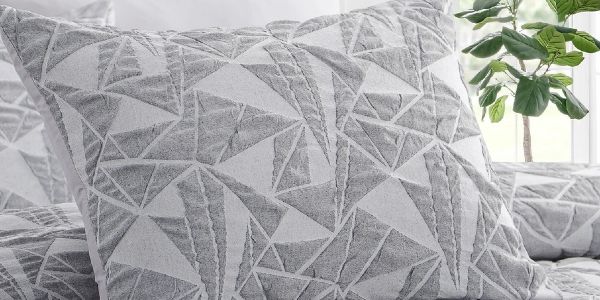 Reversible Comforter Set