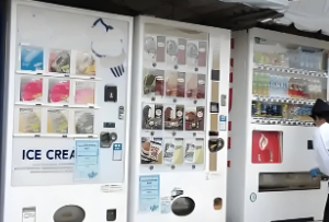 Motor for ice cream vending machine