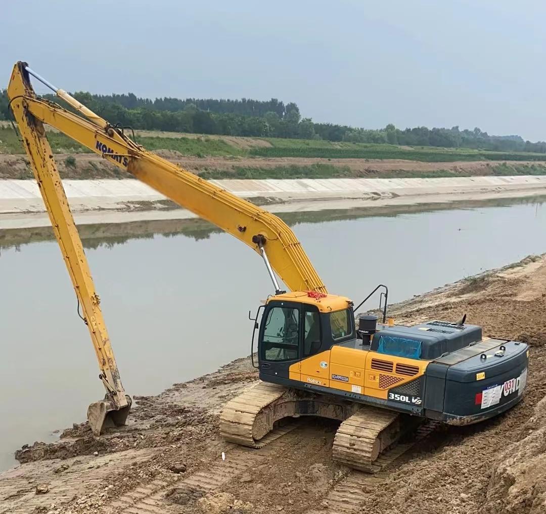 extended boom excavator