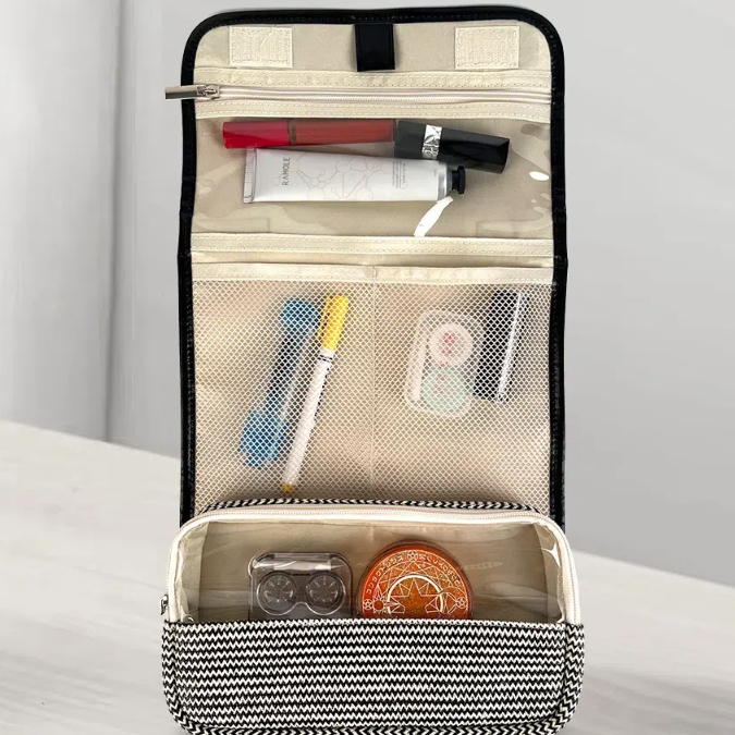 Fashionable Portable Toiletry Bag