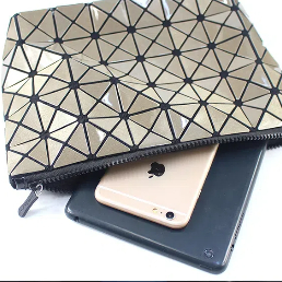 Geometric rhombus large-capacity cosmetic bag