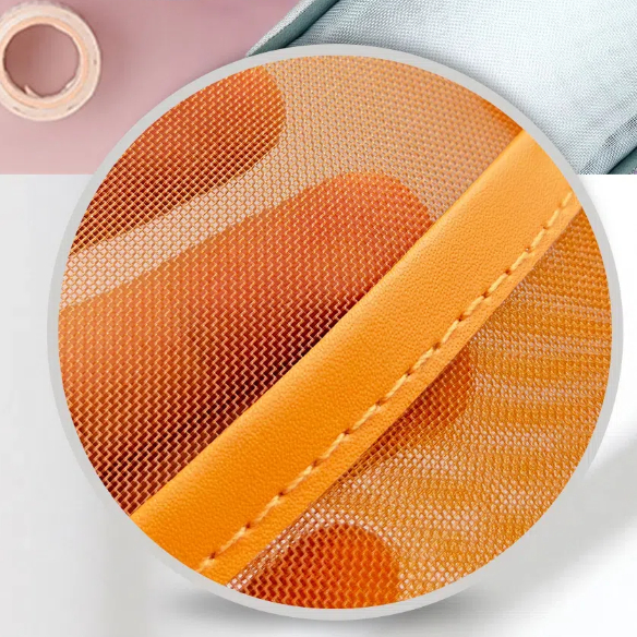 Simple mesh large-capacity pencil case