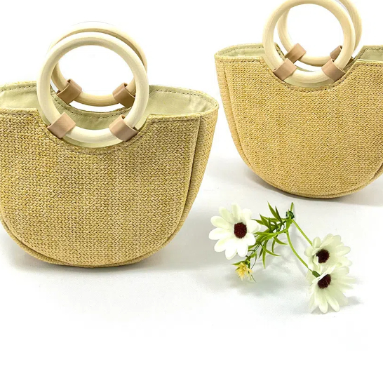 Simple exquisite hand bag