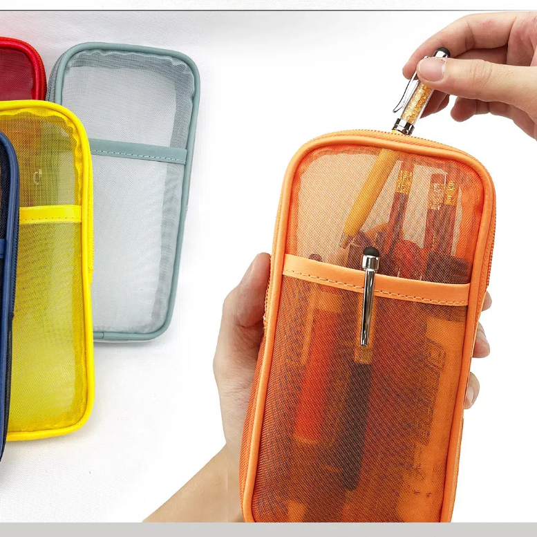 Simple mesh large-capacity pencil case