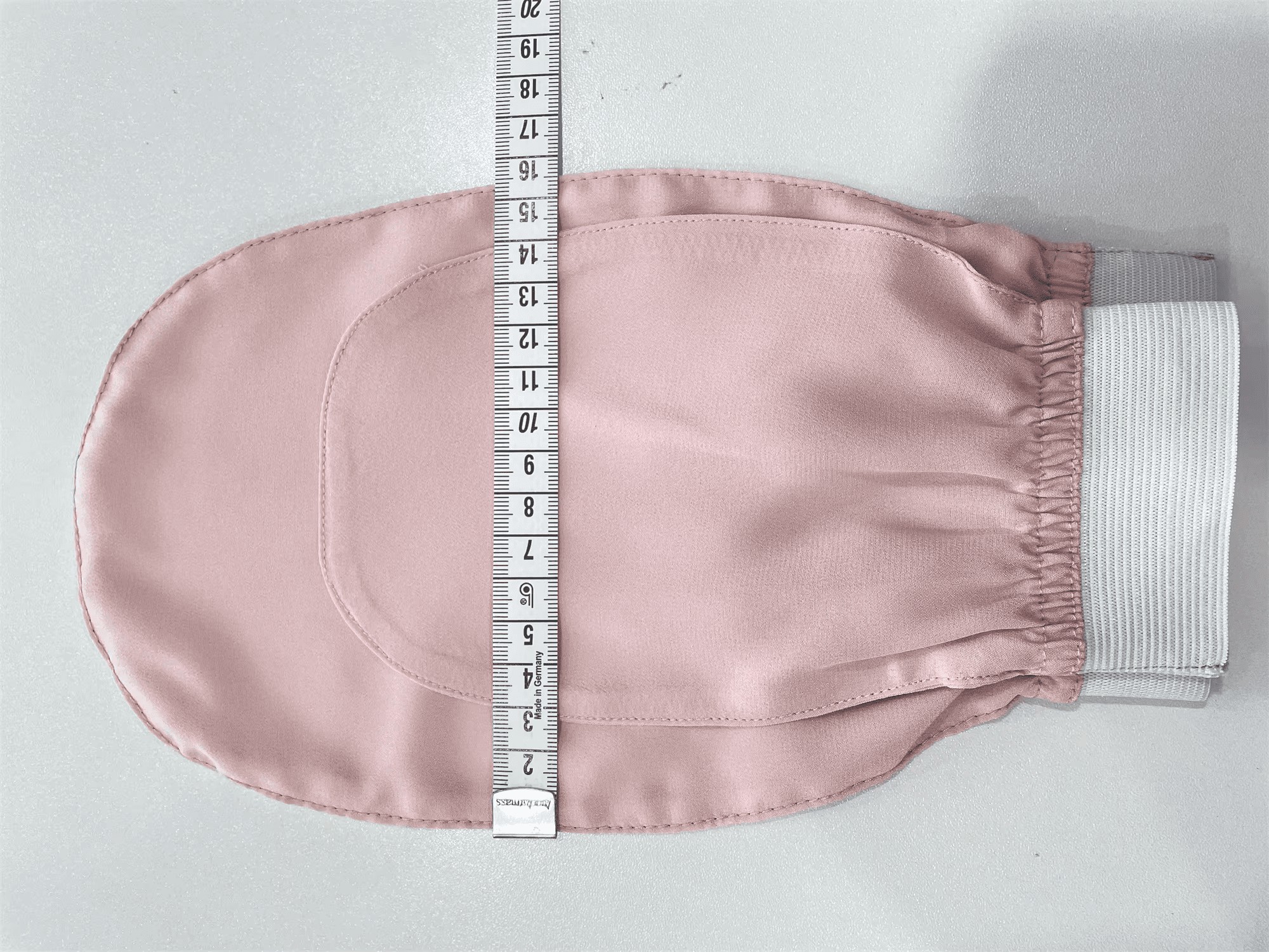 exfoliating gloves