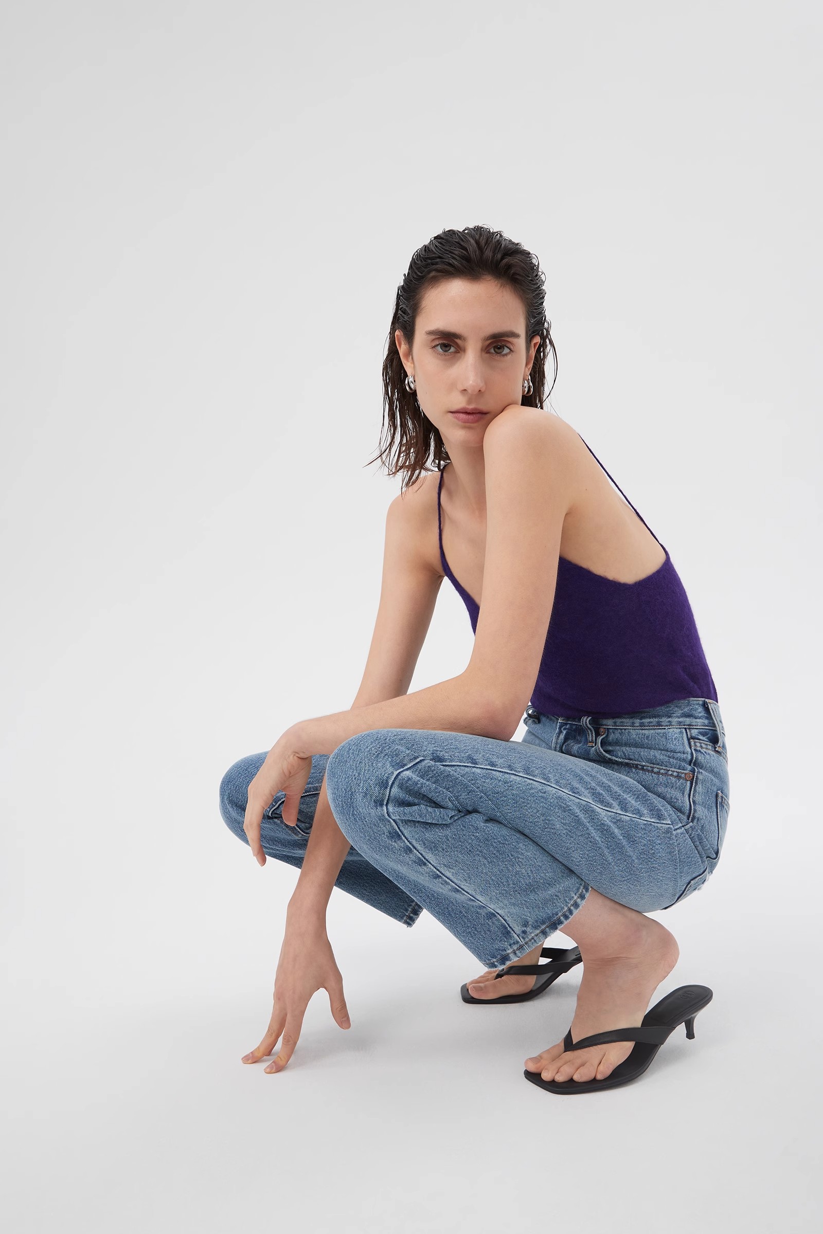 straight leg jeans for wide hips