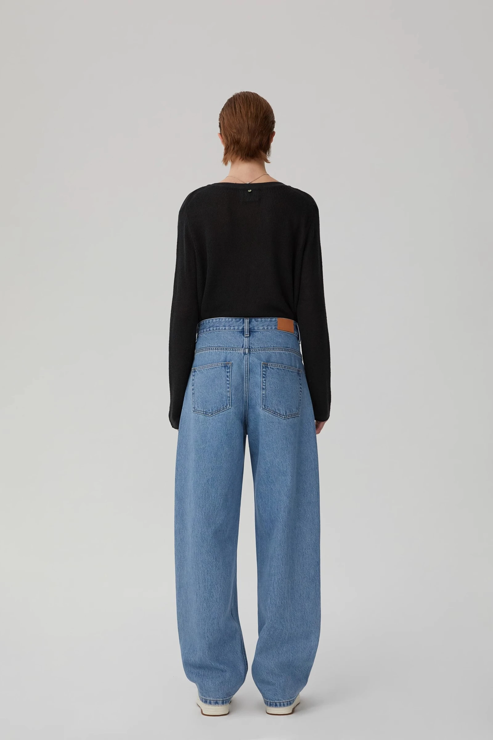 casual baggy jeans