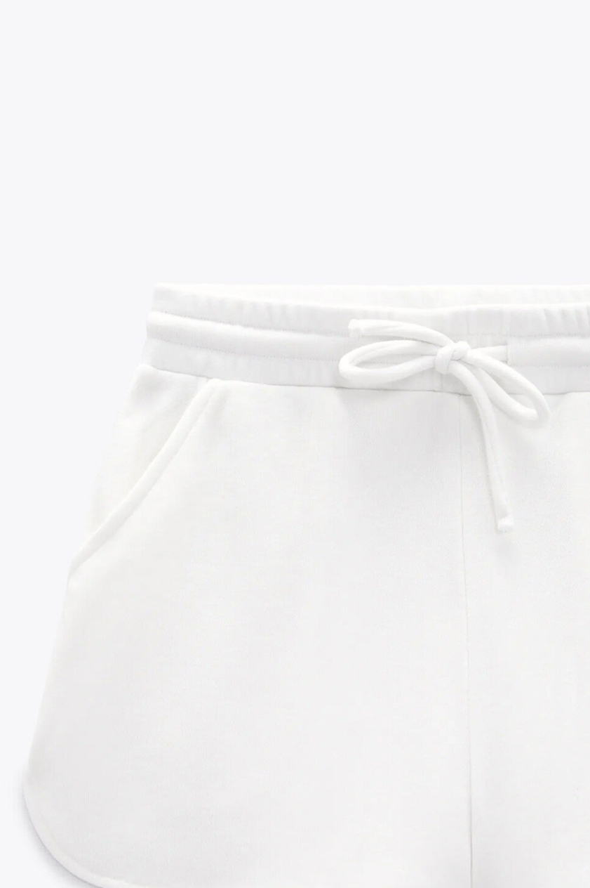 elastic waist drawstring shorts